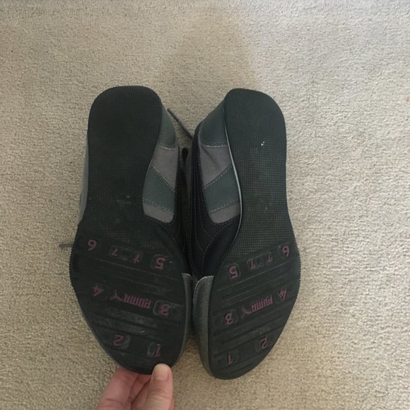 Puma Sneakers - Picture 2 of 5